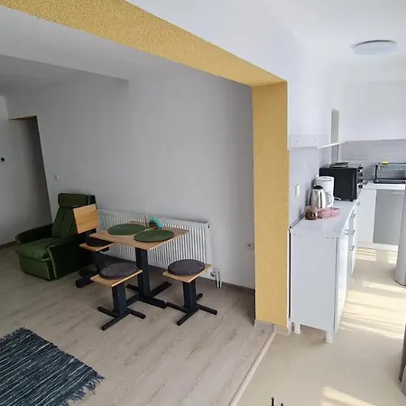 Pomiculturii 8 - Quiet 1br With Balcony * Temešvár