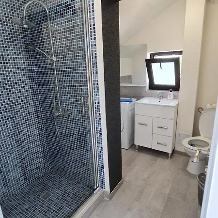 Apartmán Pomiculturii 8 - Quiet 1br With Balcony Temešvár