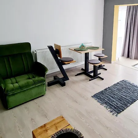 Pomiculturii 8 - Quiet 1br With Balcony شقة