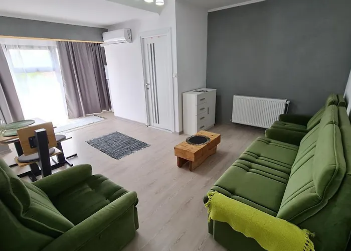 Apartament Pomiculturii 8 *