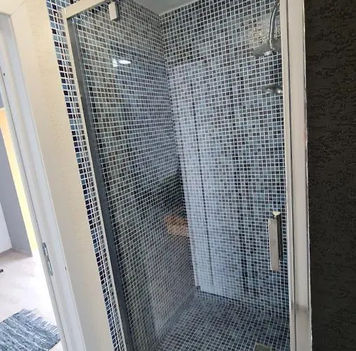 Apartamento Pomiculturii 8 *